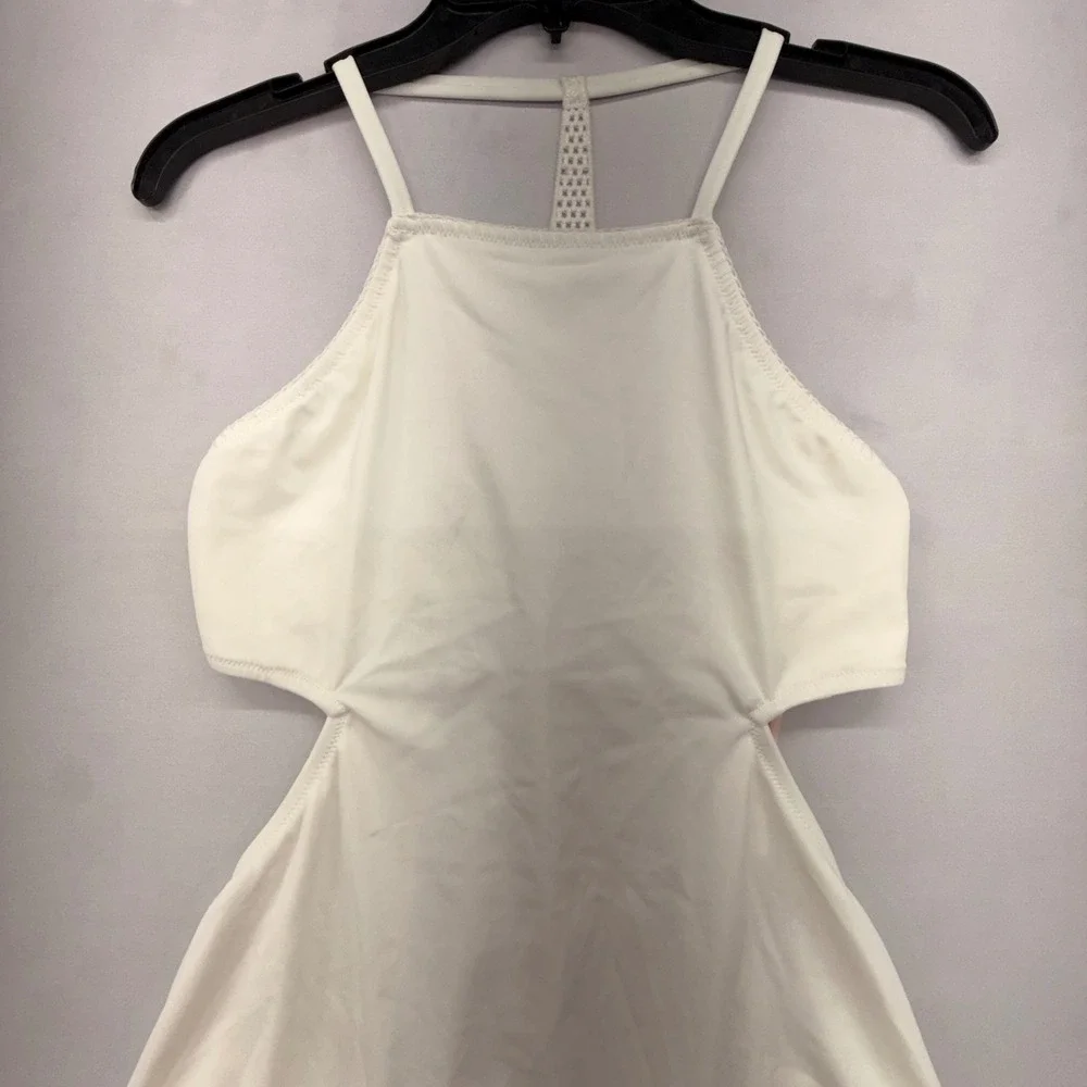 Victorias Secret High Neck Cutout One Piece Swimsuit White XL Crochet Back NEW